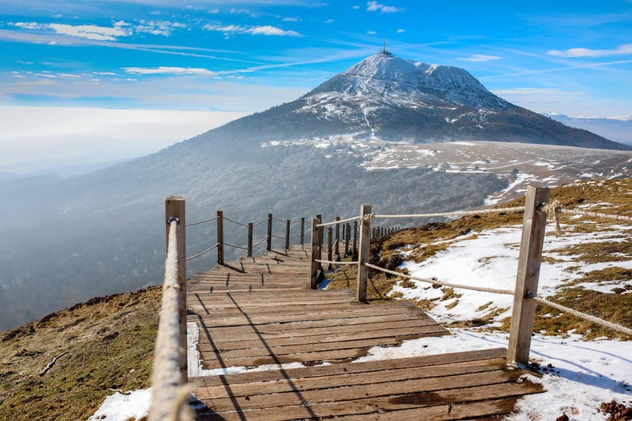 La Porte Des Volcans Blanzat Eksteriør bilde